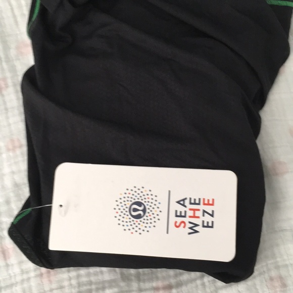 Lululemon sport tank and bra - Picture 7 of 7